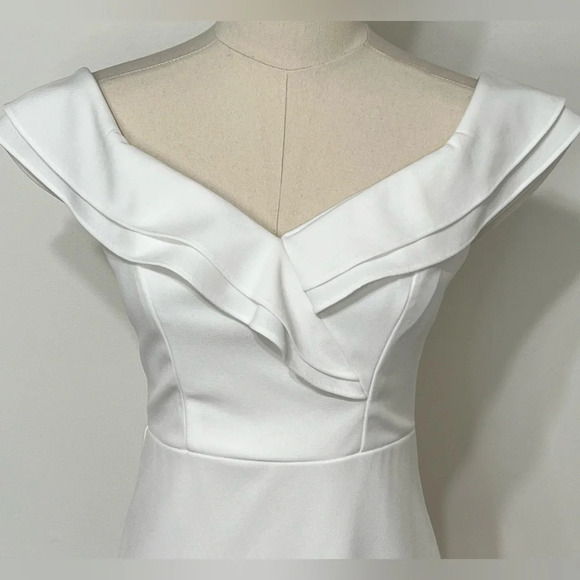 City Triangles White Short Ruffled Stretch Crepe Dress Size 5 - Picture 2 of 12